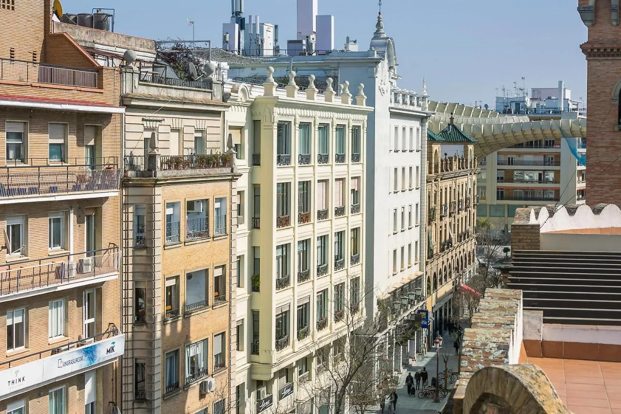 Aquitania Home Suites Seville Aparthotel