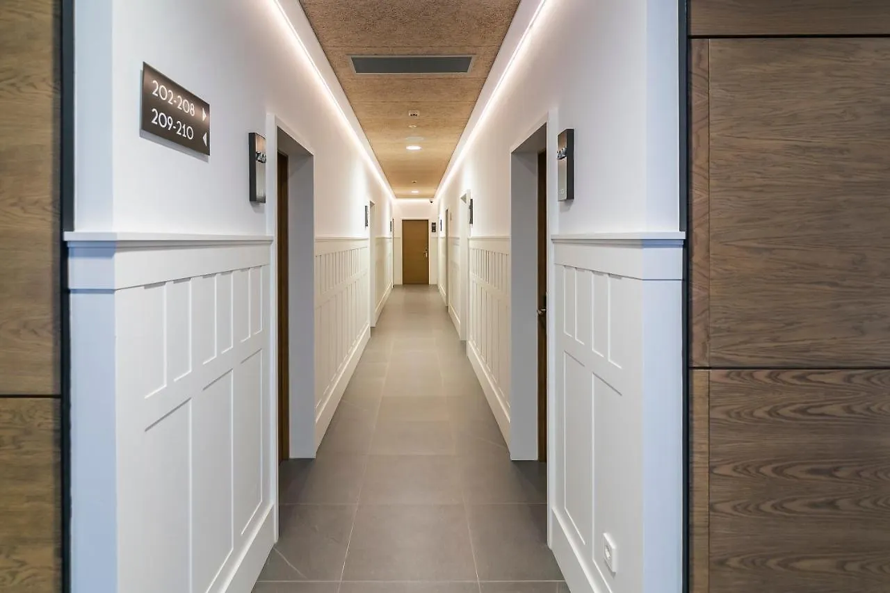 Aquitania Home Suites Sevilha Apart-hotel