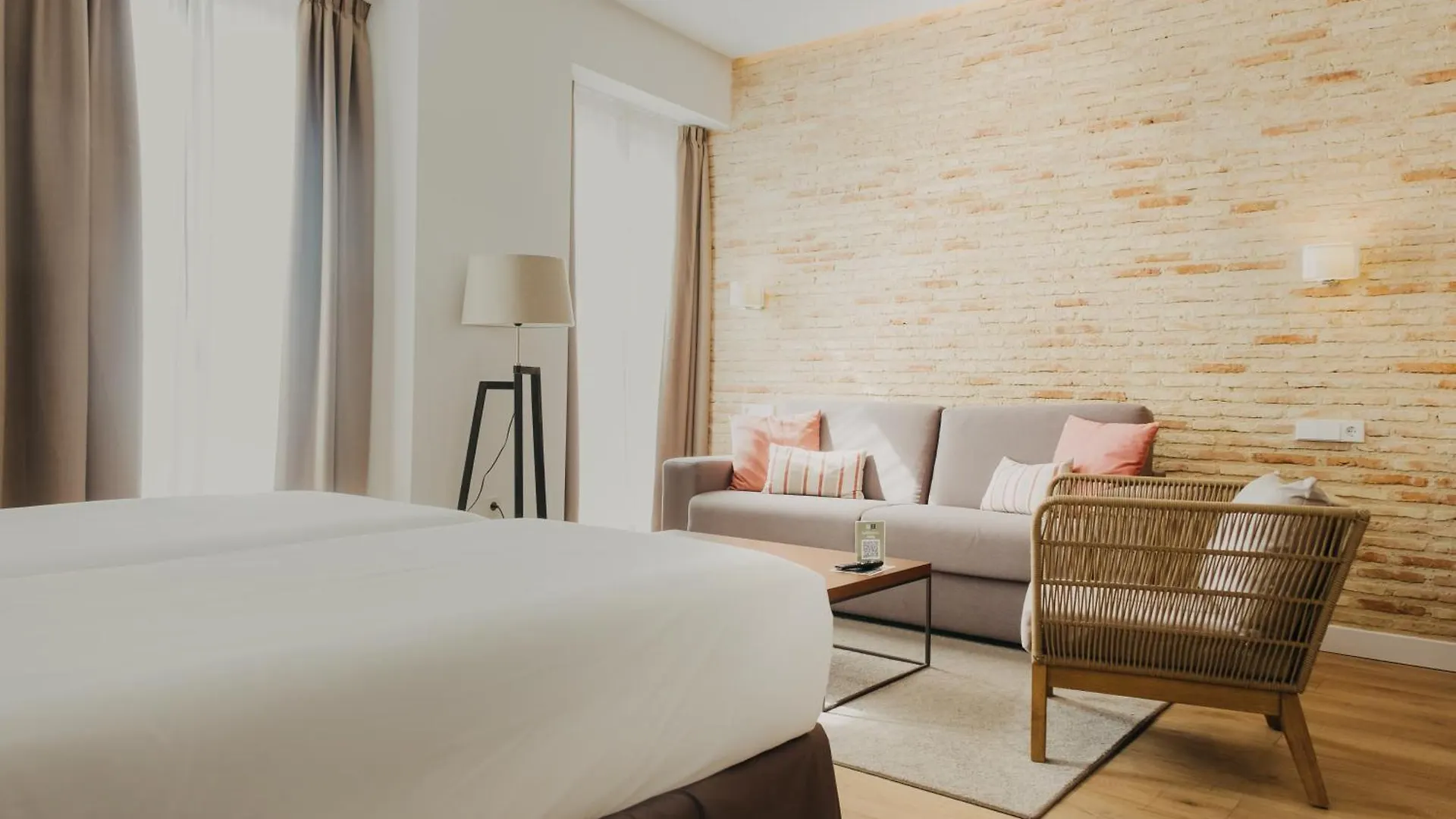 Aquitania Home Suites Siviglia Spagna