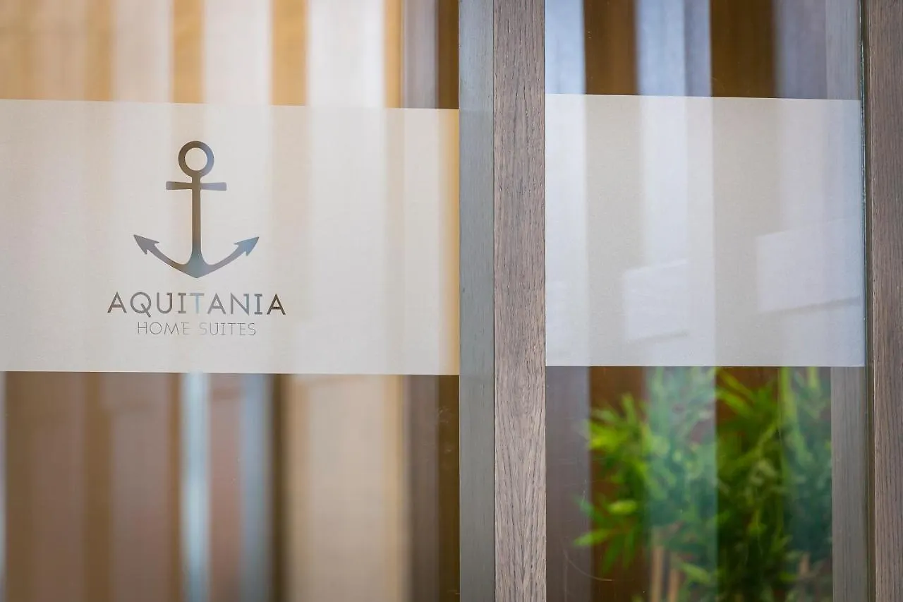 Aparthotel Aquitania Home Suites Sevilla