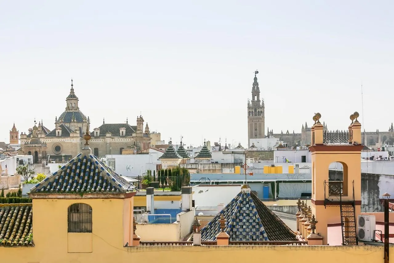 Aquitania Home Suites Sevilla Aparthotel